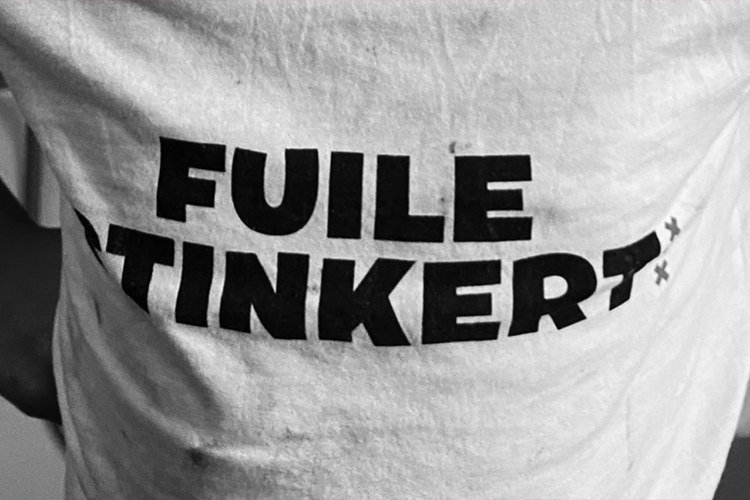 YAZOKA-BANNER-STINKERT-MOBILE-01